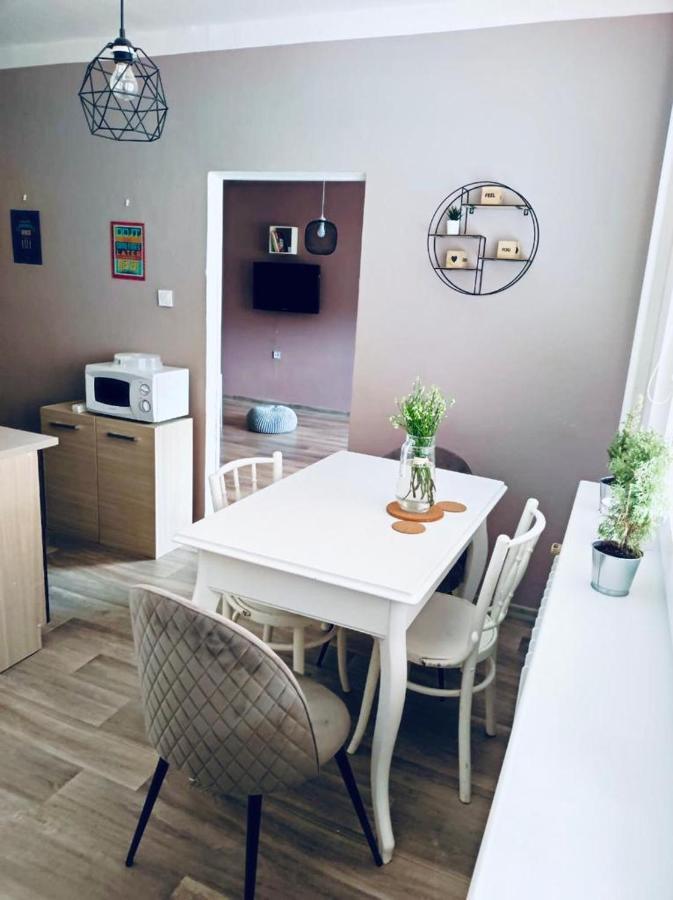 Apartman Domov 德辛 外观 照片