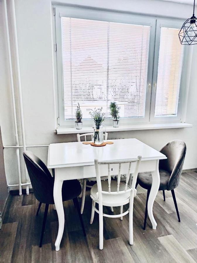 Apartman Domov 德辛 外观 照片