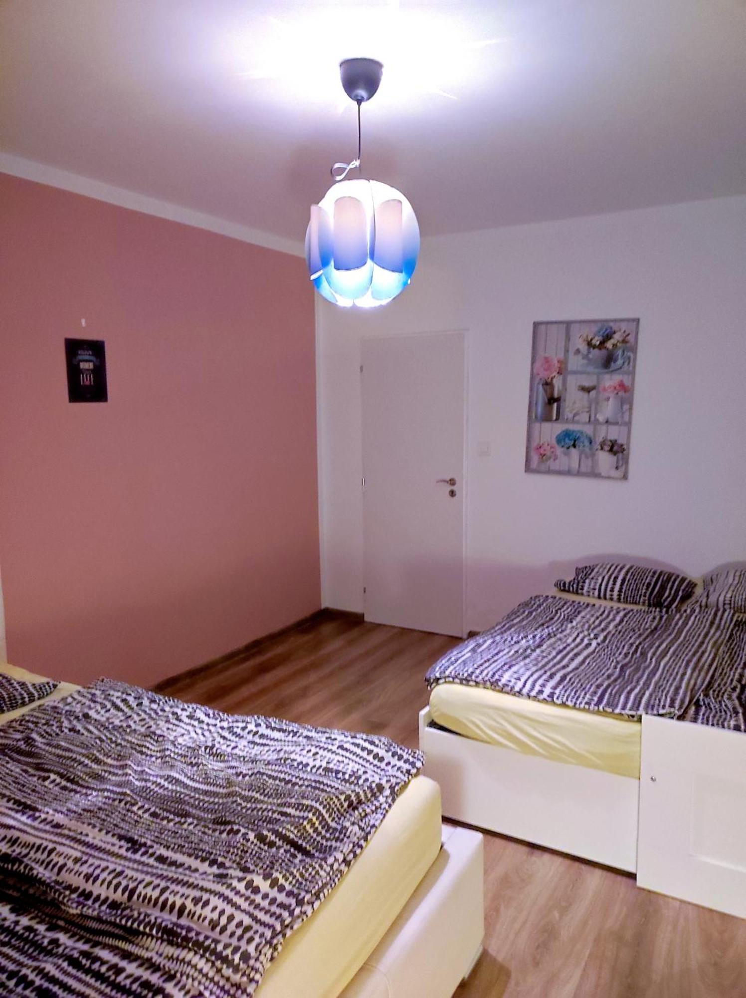 Apartman Domov 德辛 客房 照片